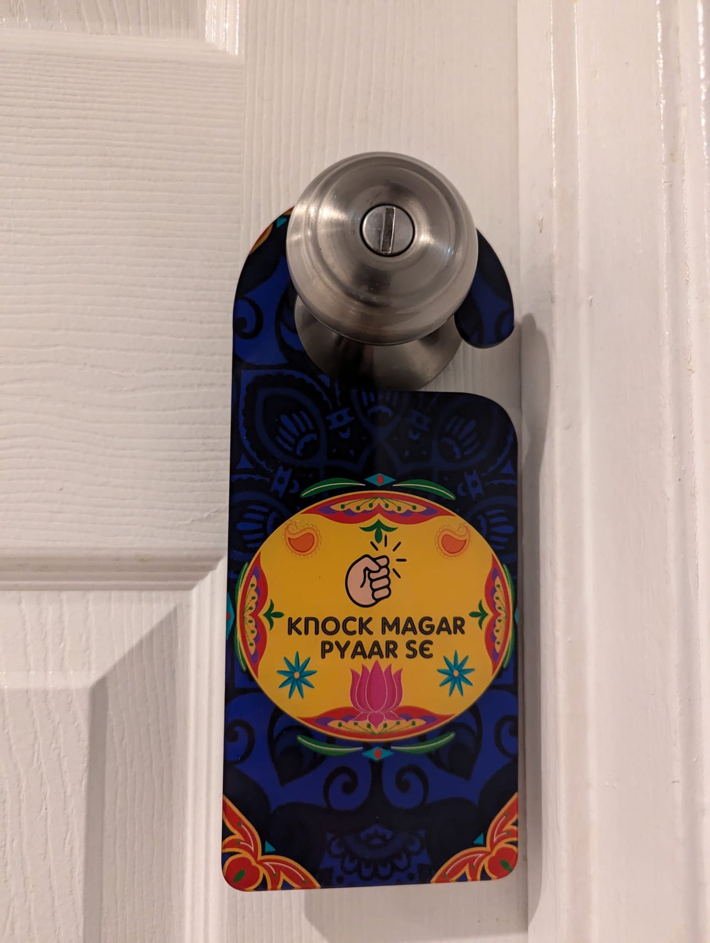 Knock Magar Pyaar Se Door Hanger